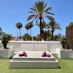 Americas Luxury Low-cost With Terrace & Views Apartment